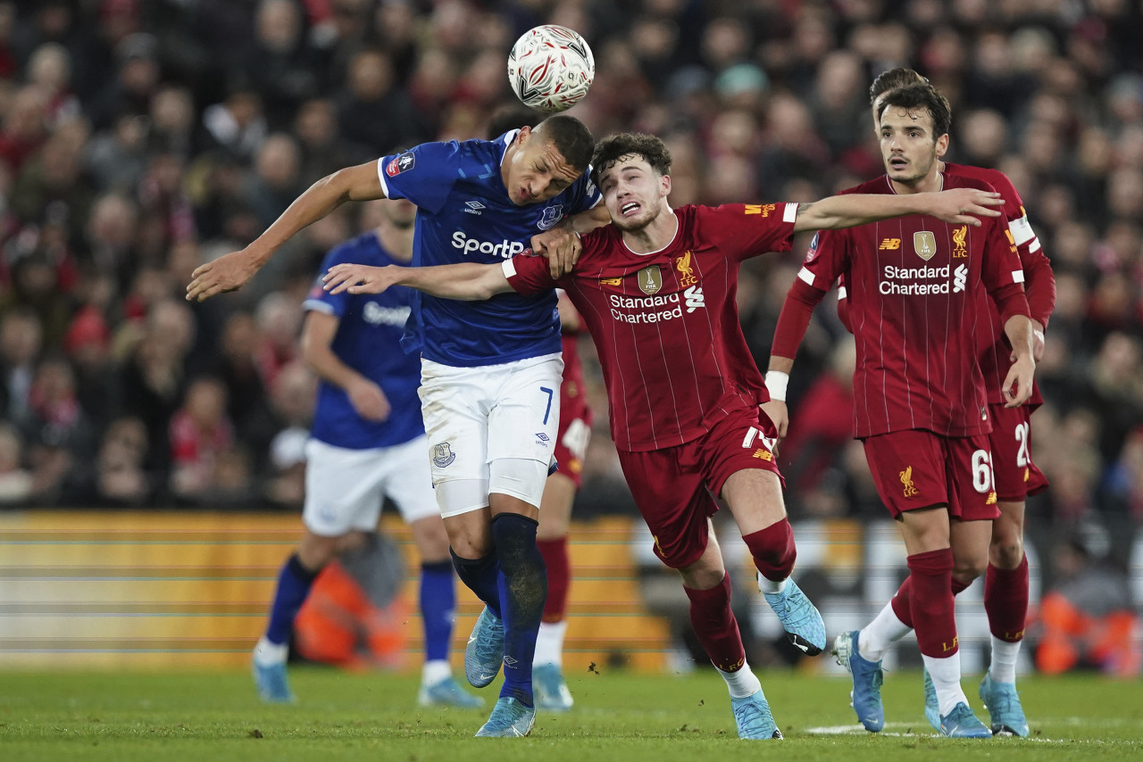 比塞克：不考虑转会问题；我必须持续出场才有机会踢世界杯