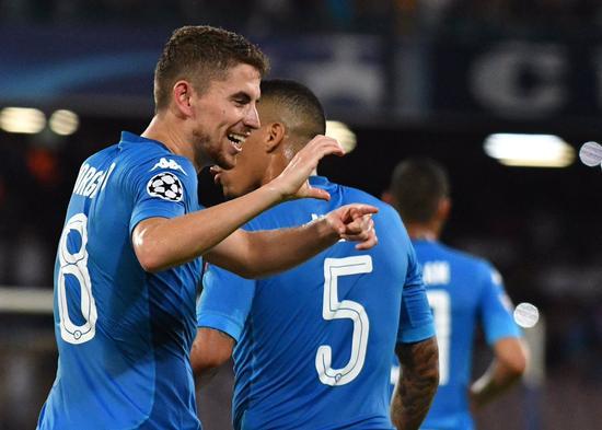 欧冠赛场精彩瞬间：巴萨2-1战胜尤文图斯,