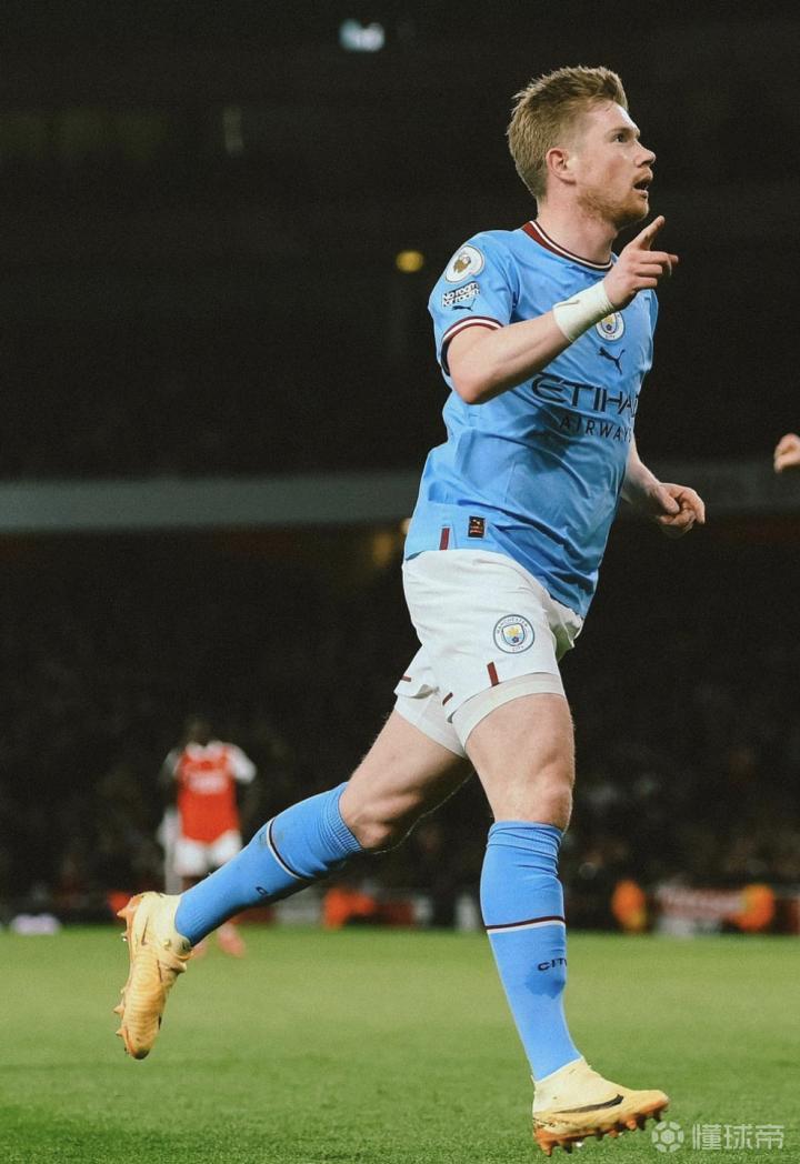 半场战报：热那亚1-1维罗纳，洛伦佐-科隆博建功，拉菲克-贝尔加利破门